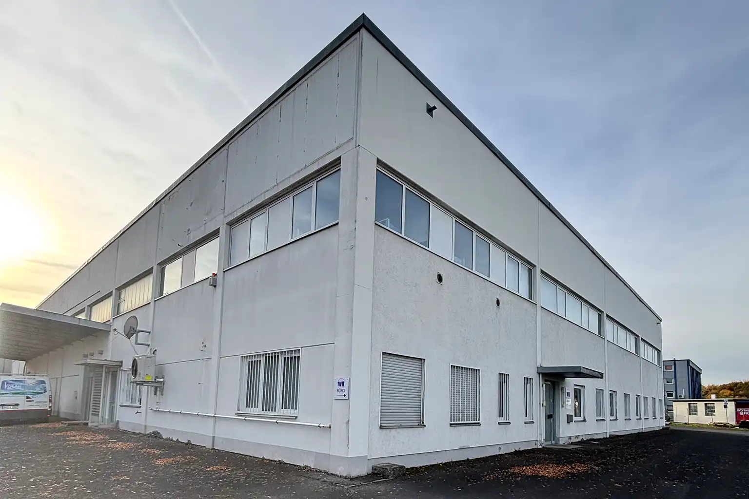 Logistikzentrum Unterneuses Teil 1